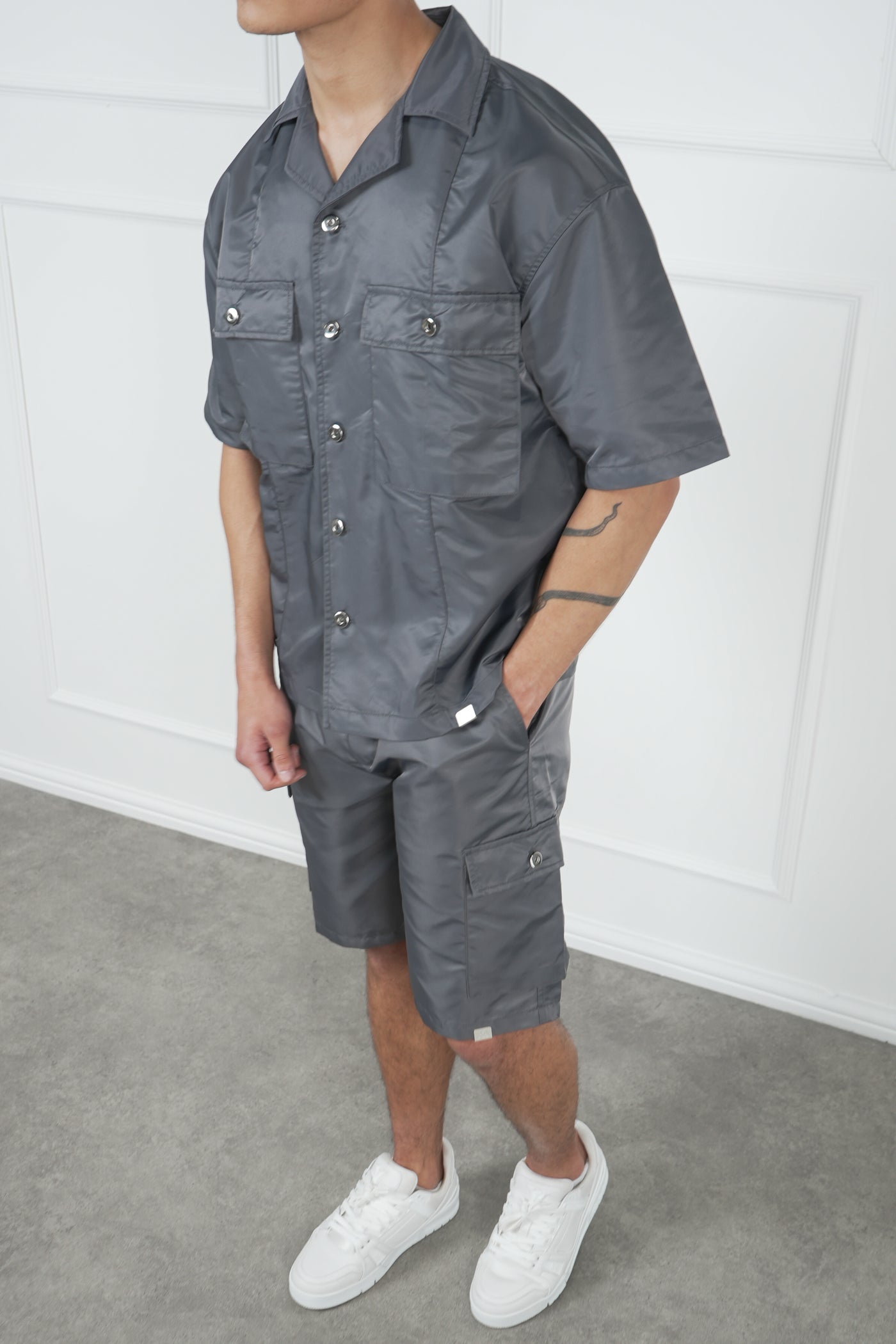 CAMISA NYLON OVERSIZE