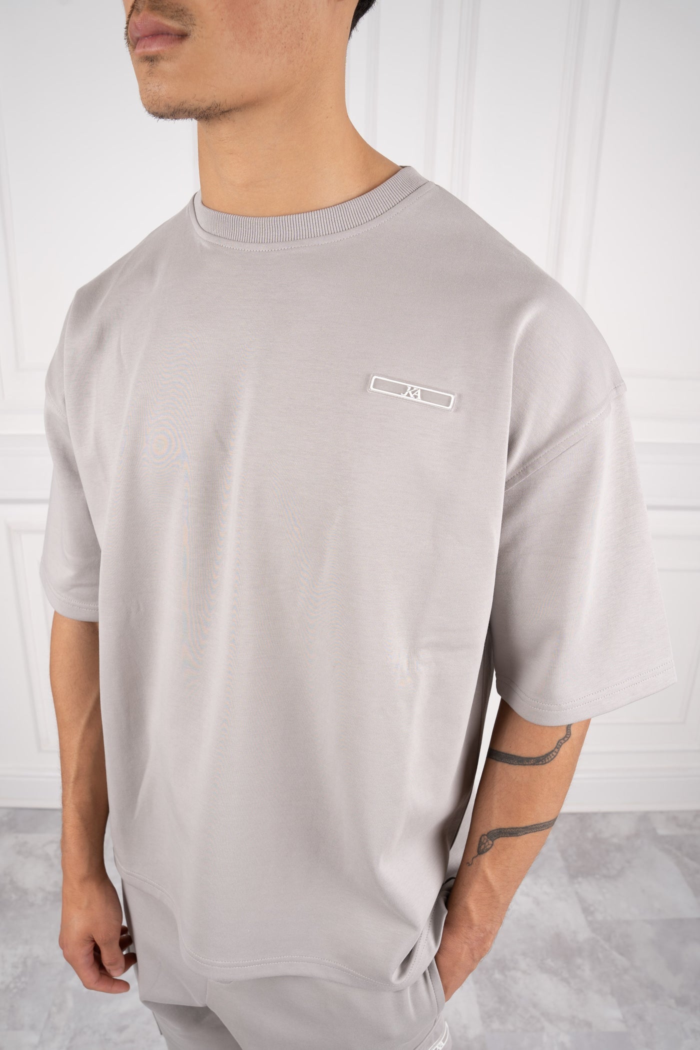 CONJUNTO OVERSIZE ESSENTIAL FIT - BEIGE