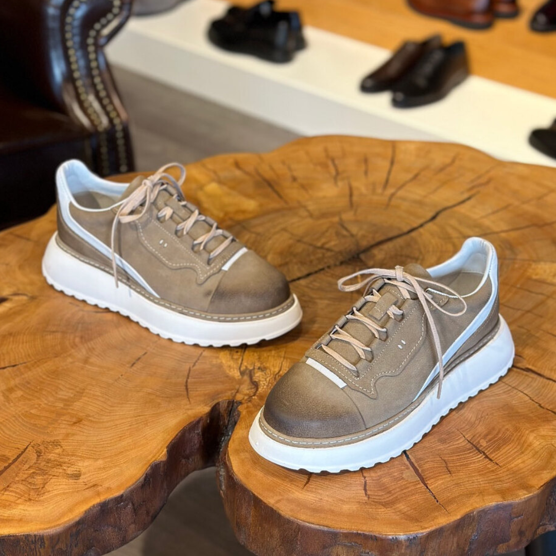 Zapatillas deportivas de estilo urbano