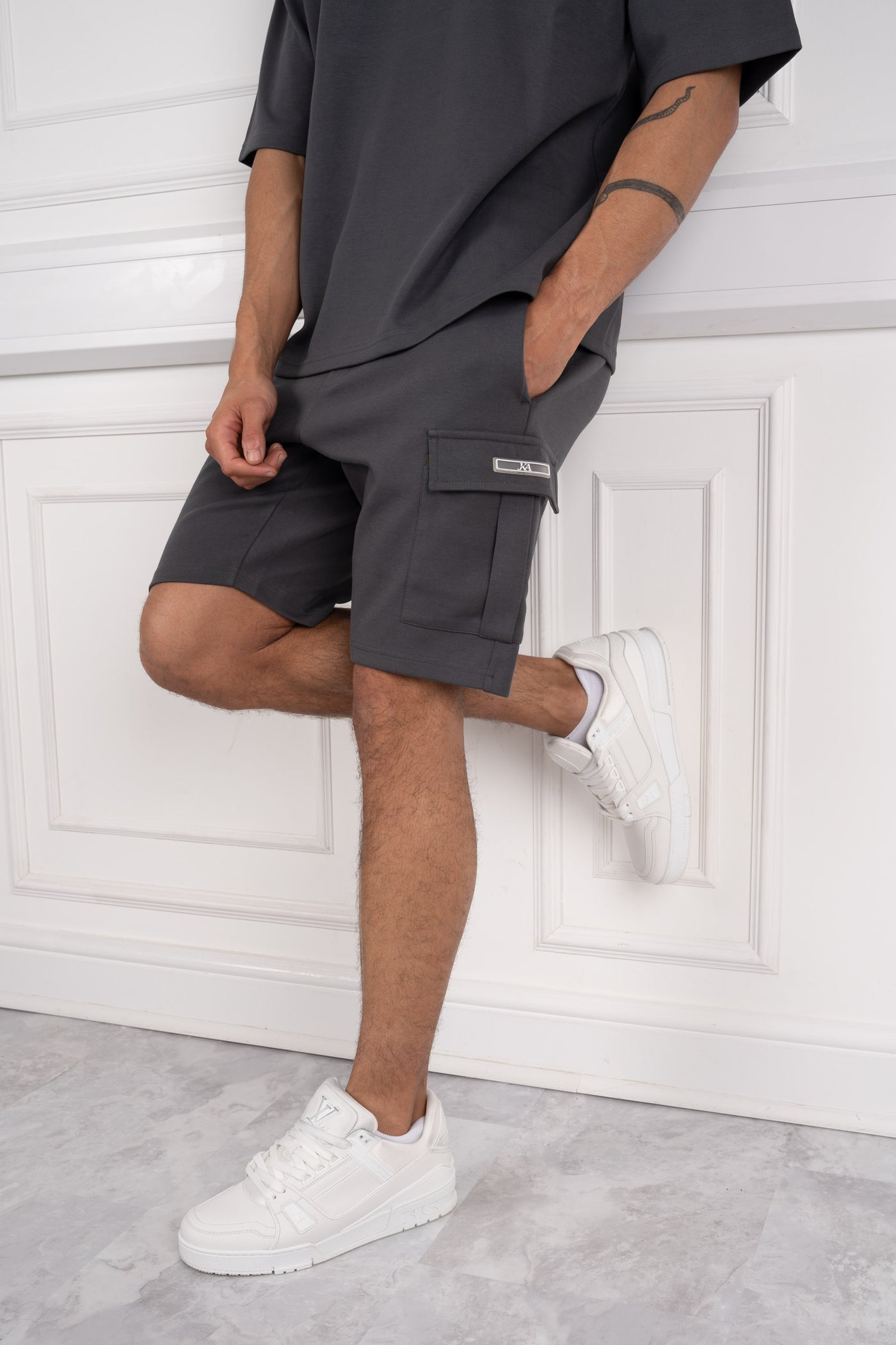 CONJUNTO OVERSIZE ESSENTIAL FIT - GRIS