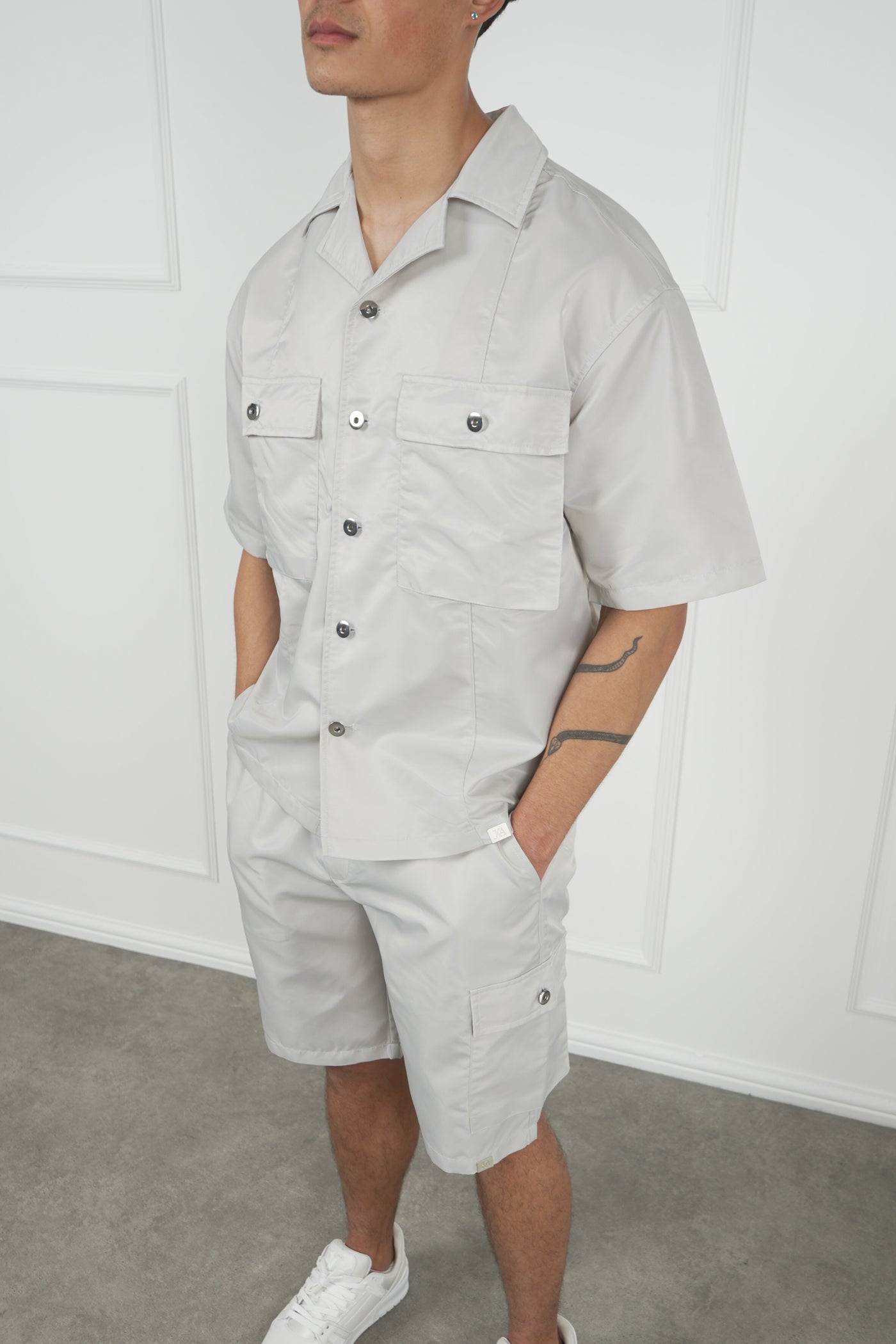 CAMISA NYLON OVERSIZE