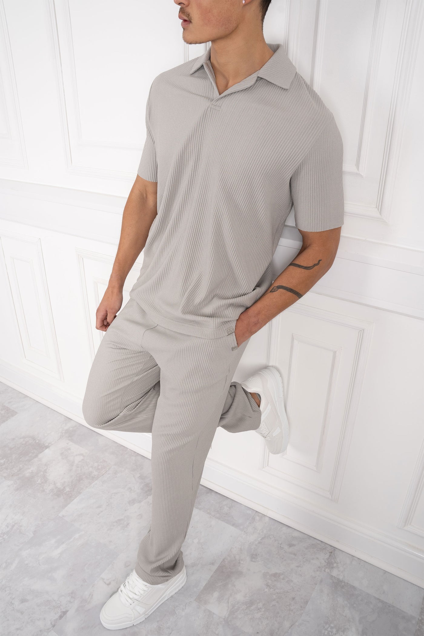 CONJUNTO PLEATED MASON - BEIGE