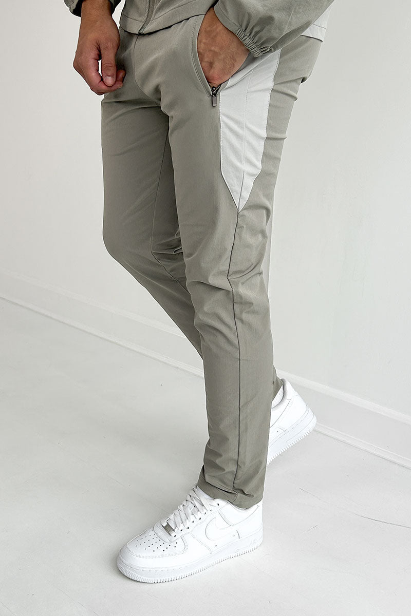 PANTALONES PANEL TECH