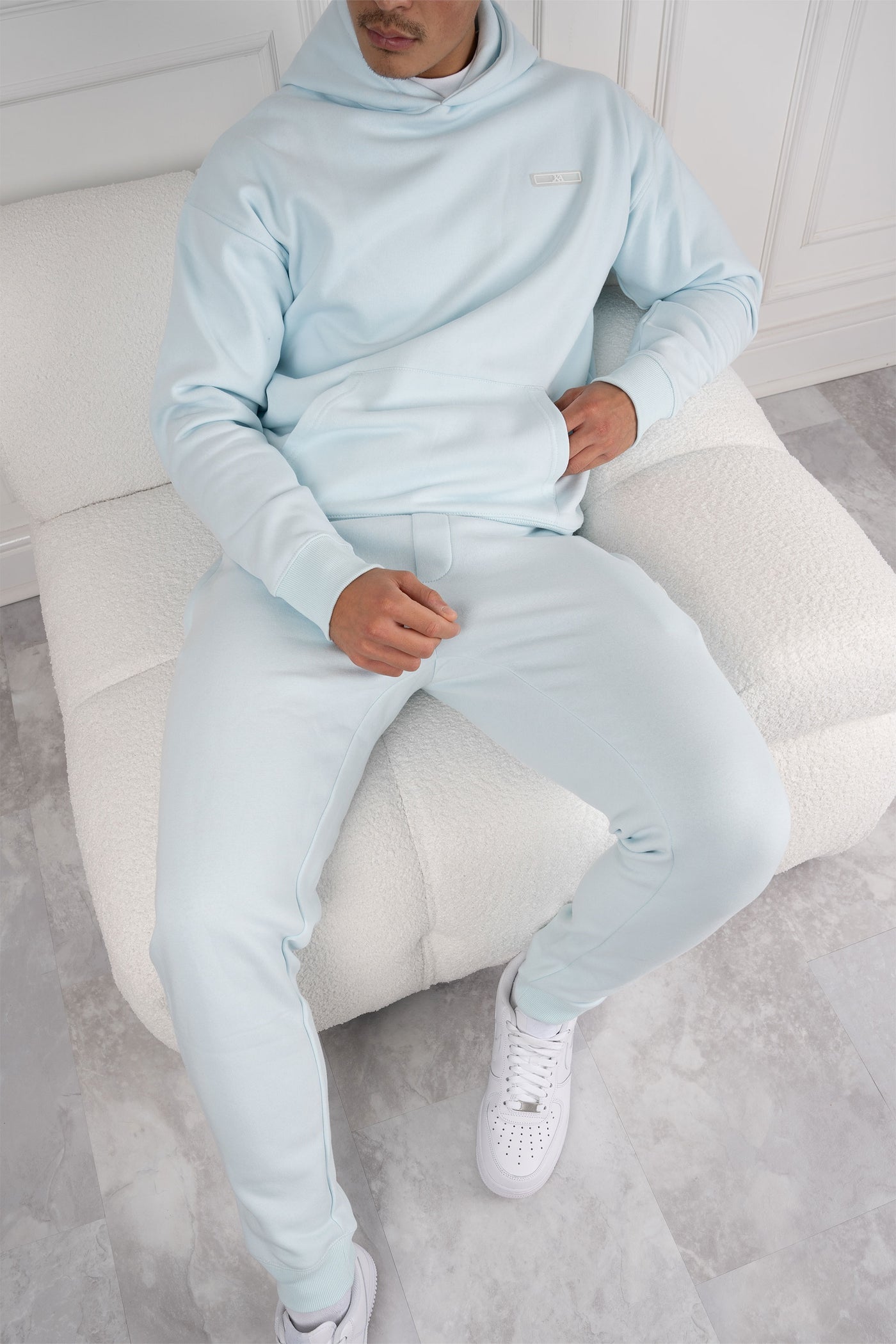 CHÁNDAL NEW YORK HOODIE - AZUL CIELO