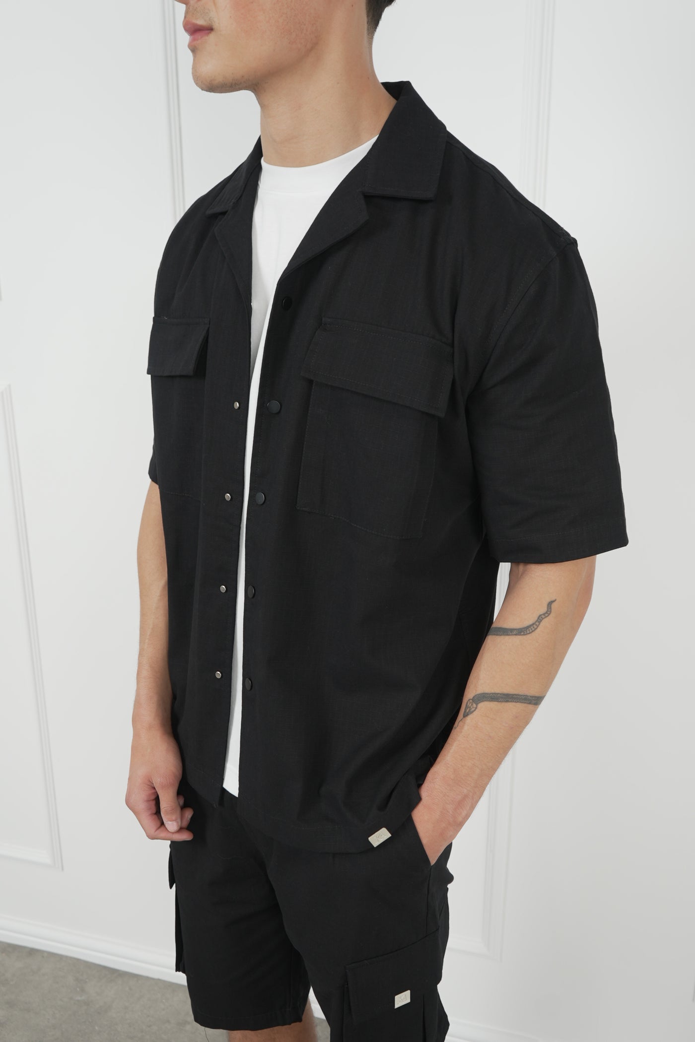 CONJUNTO CALIFORNIA OVERSIZE - NEGRO