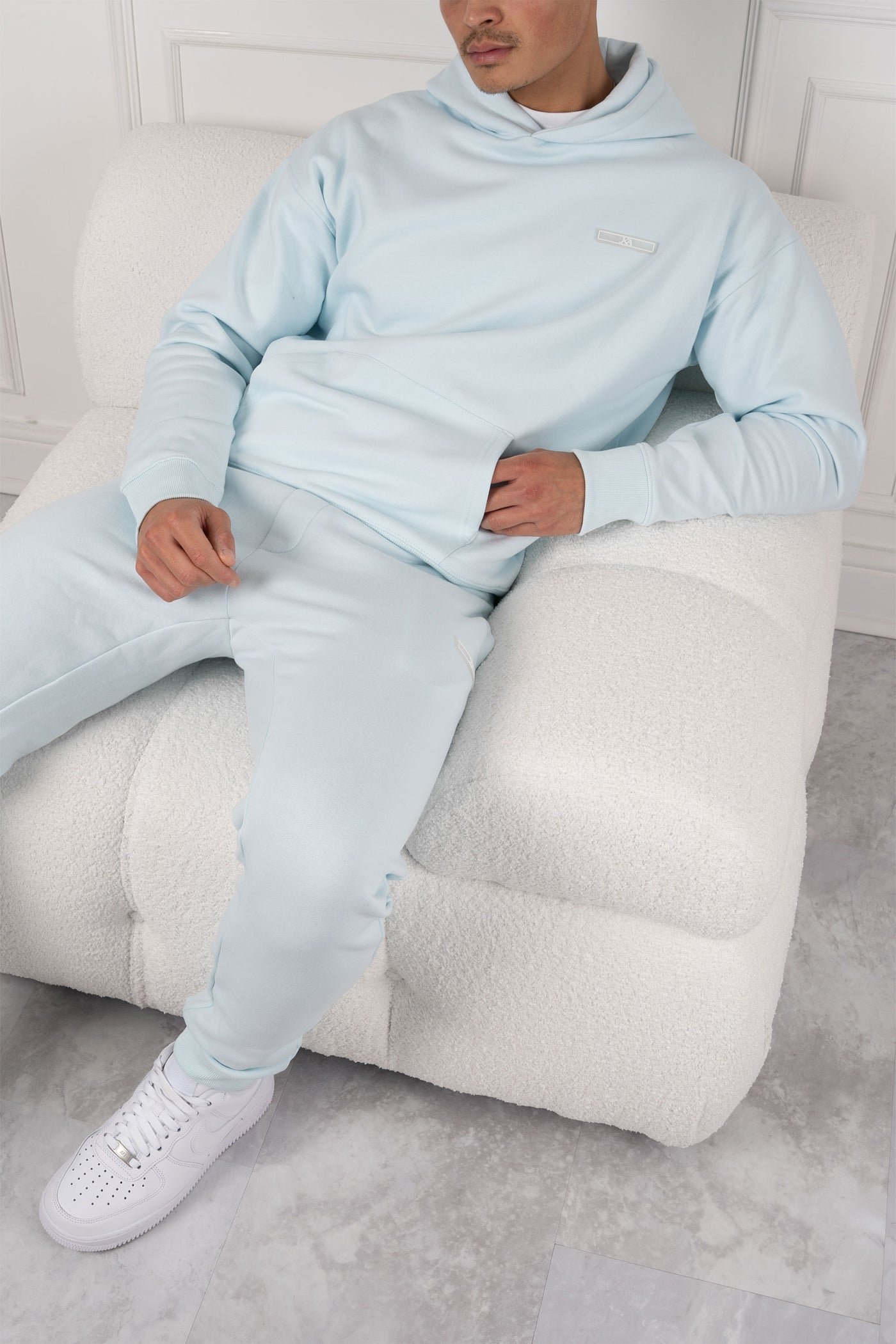 CHÁNDAL NEW YORK HOODIE - AZUL CIELO