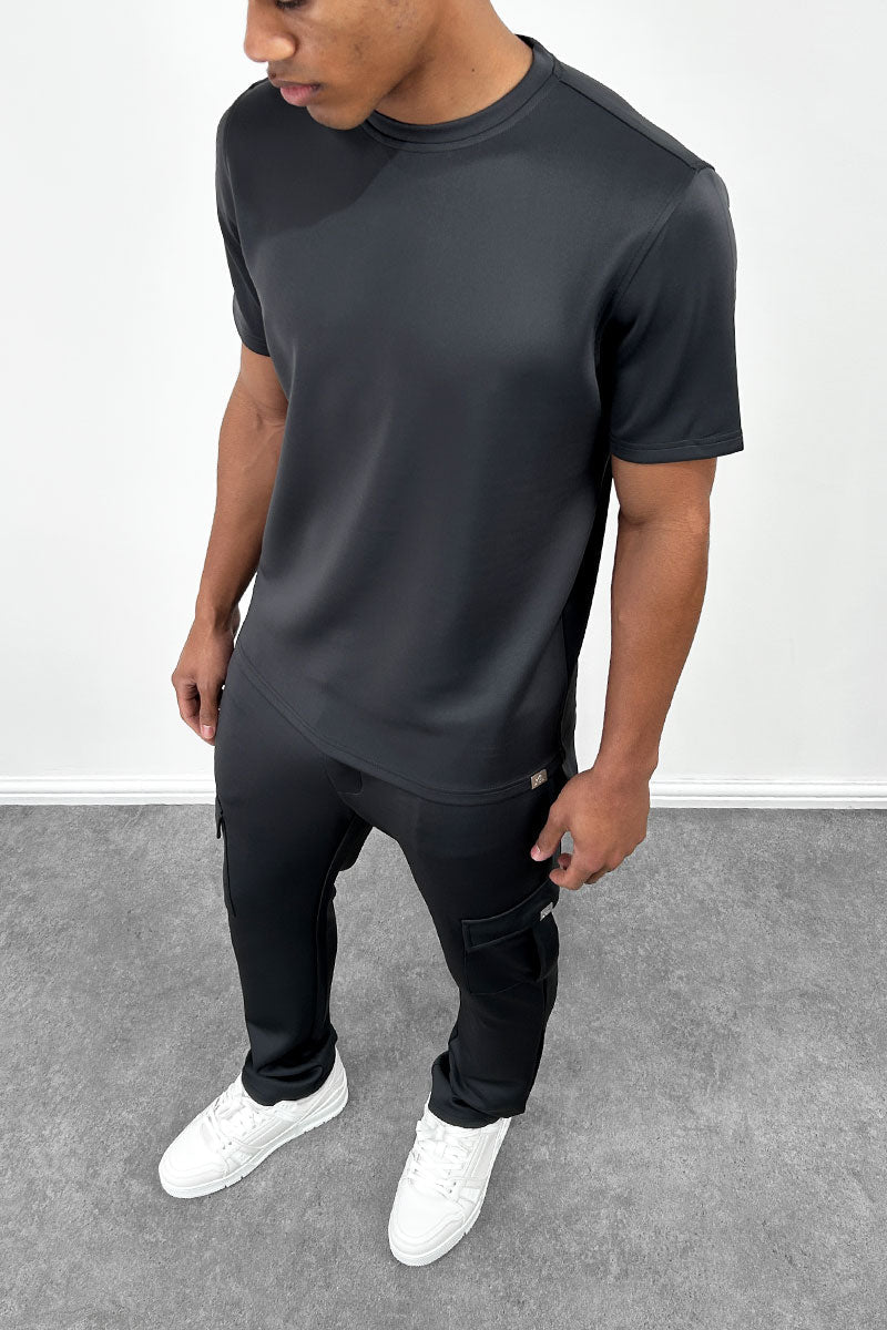 CAMISETA SLIM FIT - NEGRA