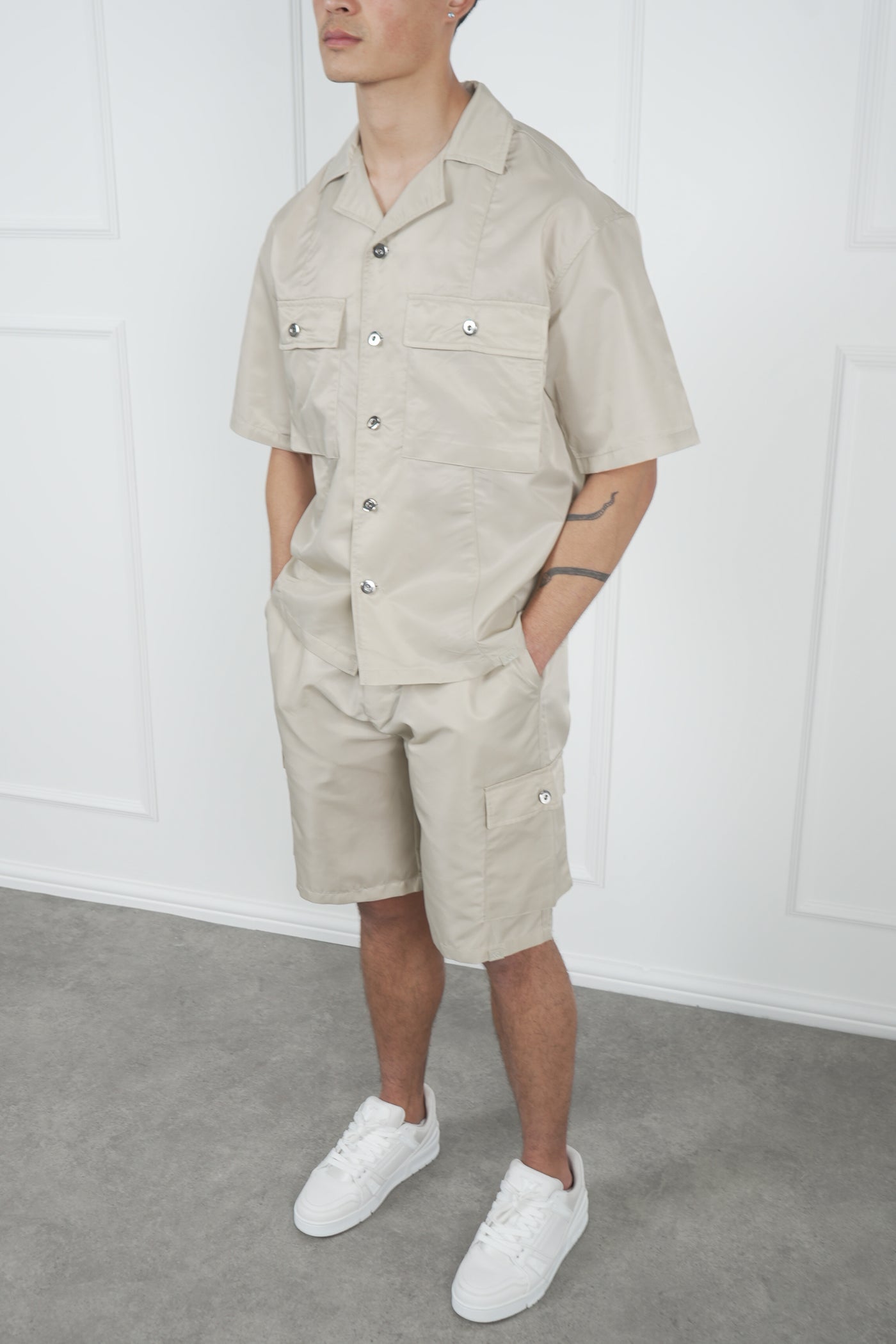 PANTALONES NYLON OVERSIZE