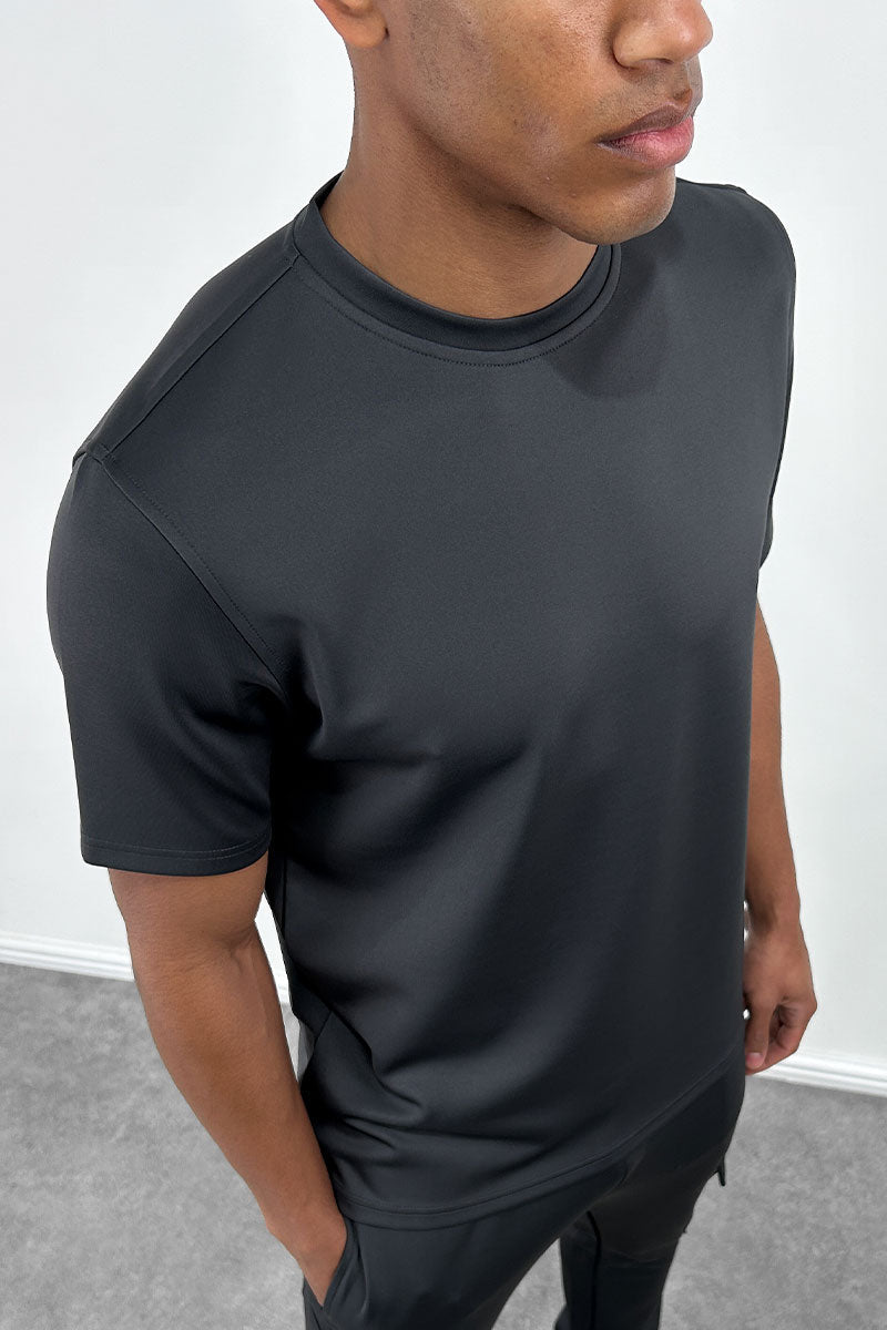 CAMISETA SLIM FIT - NEGRA