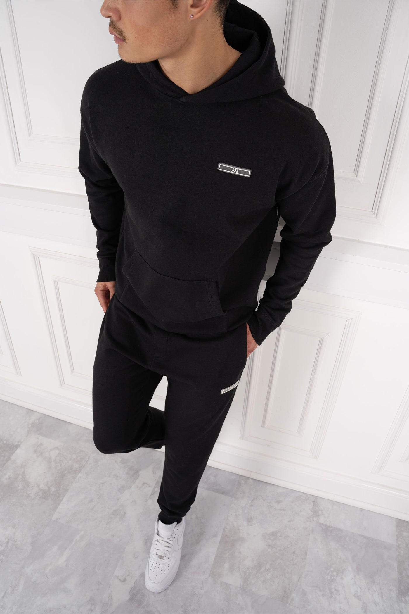 CHÁNDAL NEW YORK HOODIE - NEGRO