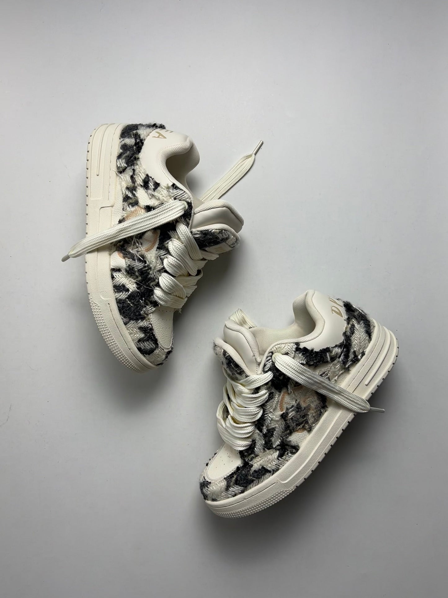 Zapatillas deportivas de doble lengüeta