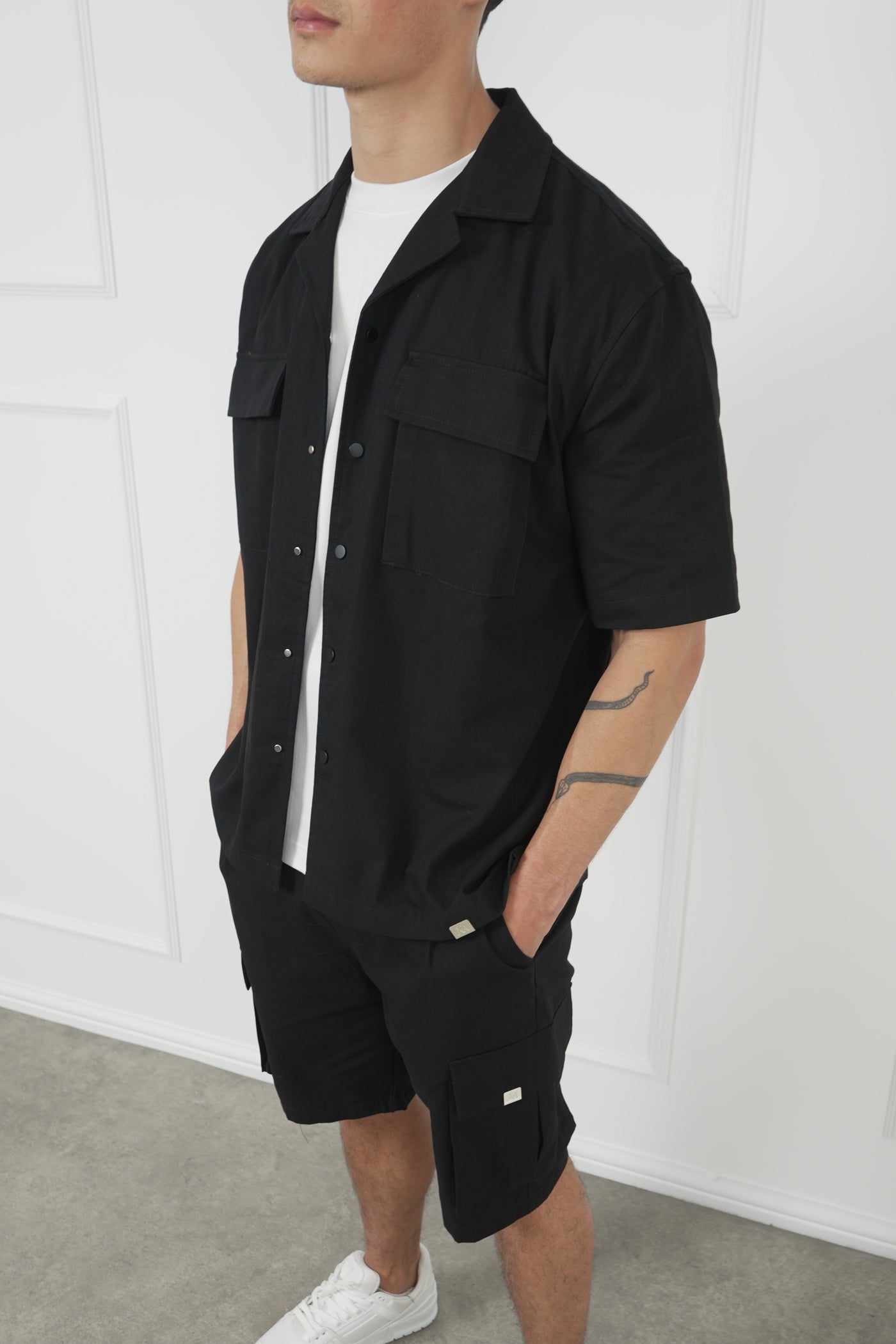 CONJUNTO CALIFORNIA OVERSIZE - NEGRO
