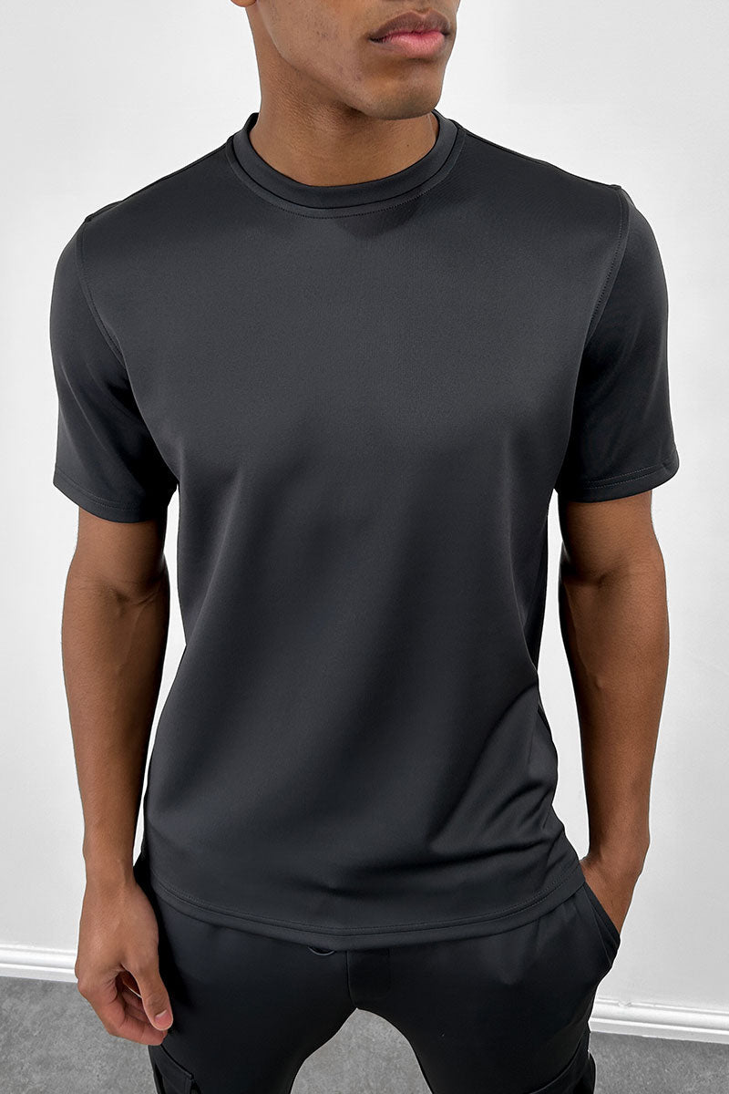 CAMISETA SLIM FIT - NEGRA