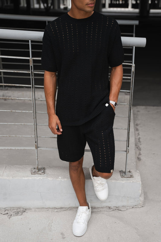 CAMISETA BOXY HOLE - NEGRA